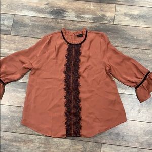 Women’s dress shirt